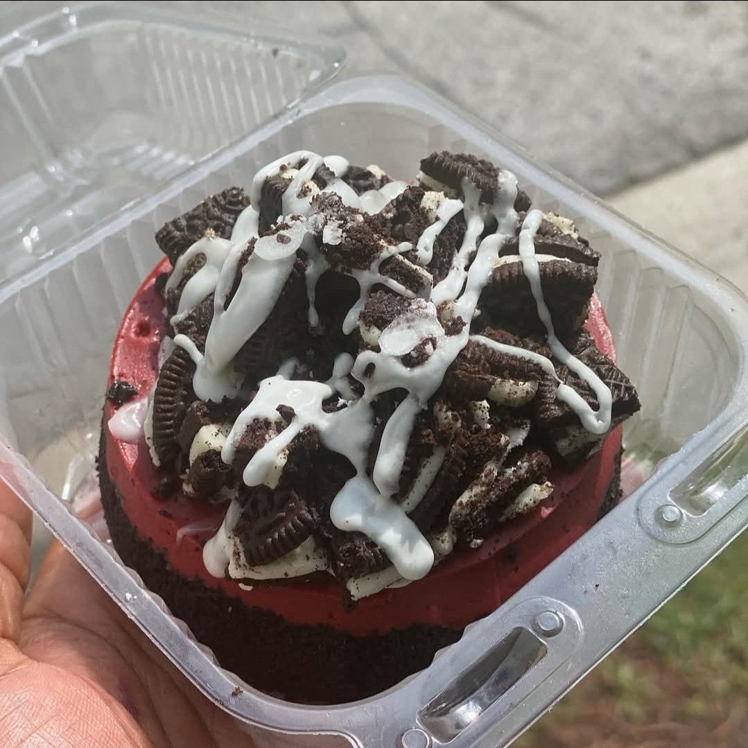 Red velvet Oreo cheesecake